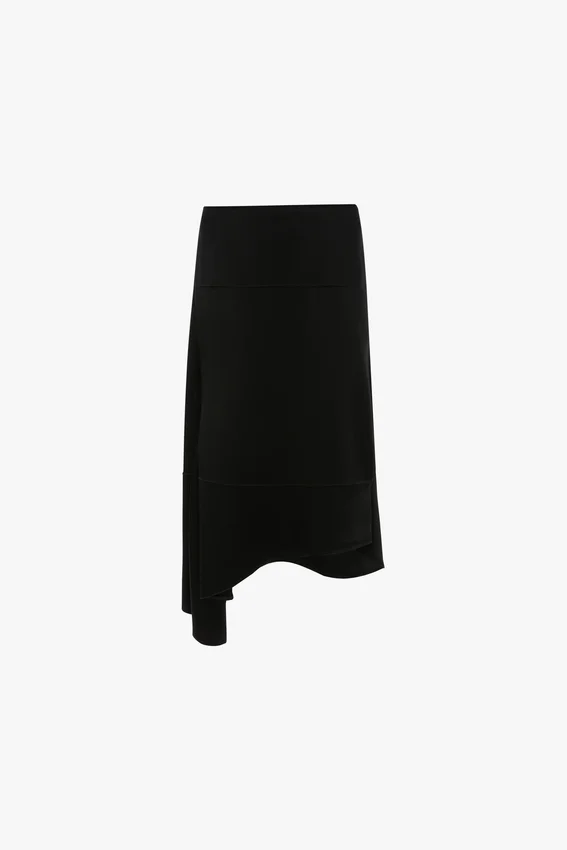 Asymmetrischer Midirock in Schwarz Asymmetrischer Midirock in Schwarz