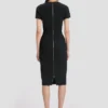 Figurbetontes T-Shirt-Kleid in Schwarz
