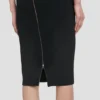 Figurbetontes T-Shirt-Kleid in Schwarz
