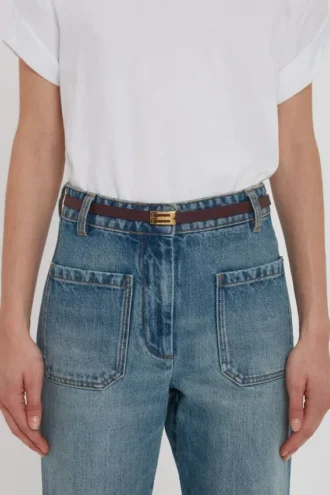 micro dorian grtel aus burgunderrotem leder 2 330x495 - Micro-Dorian-G&uuml;rtel aus burgunderrotem Leder