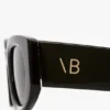 Sonnenbrille mit Monogramm-Detail in Schwarz Sonnenbrille mit Monogramm-Detail in Schwarz