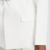 Taillierte Jacke mit Gürtel in Elfenbein