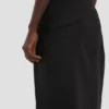 Taillierter Midirock in Schwarz Taillierter Midirock in Schwarz