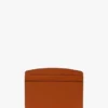 The Victoria-Kartenetui aus genarbtem Leder in Burnt Orange