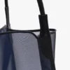 The Victoria Tote Bag Large aus marineblauem Netzstoff