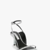 The Victoria verzierte Stiletto-Sandale 75 in Magnesium-Satin The Victoria verzierte Stiletto-Sandale 75 in Magnesium-Satin