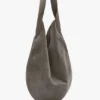 Weiche Plia-Hobo-Tasche in Kieselgrau